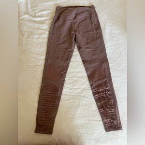 Alo Yoga Pants